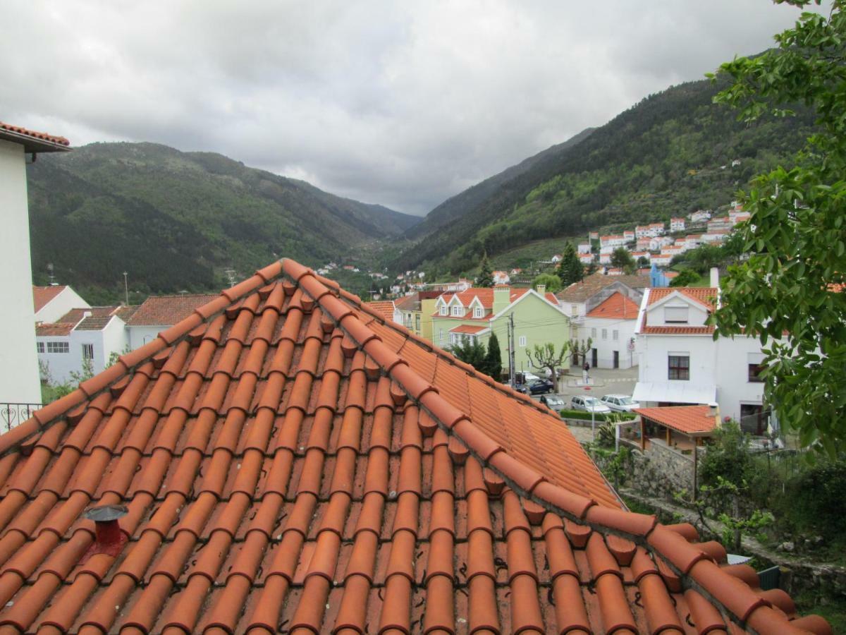 Вилла Casinha A Beira Ribeirio Мантейгас Экстерьер фото